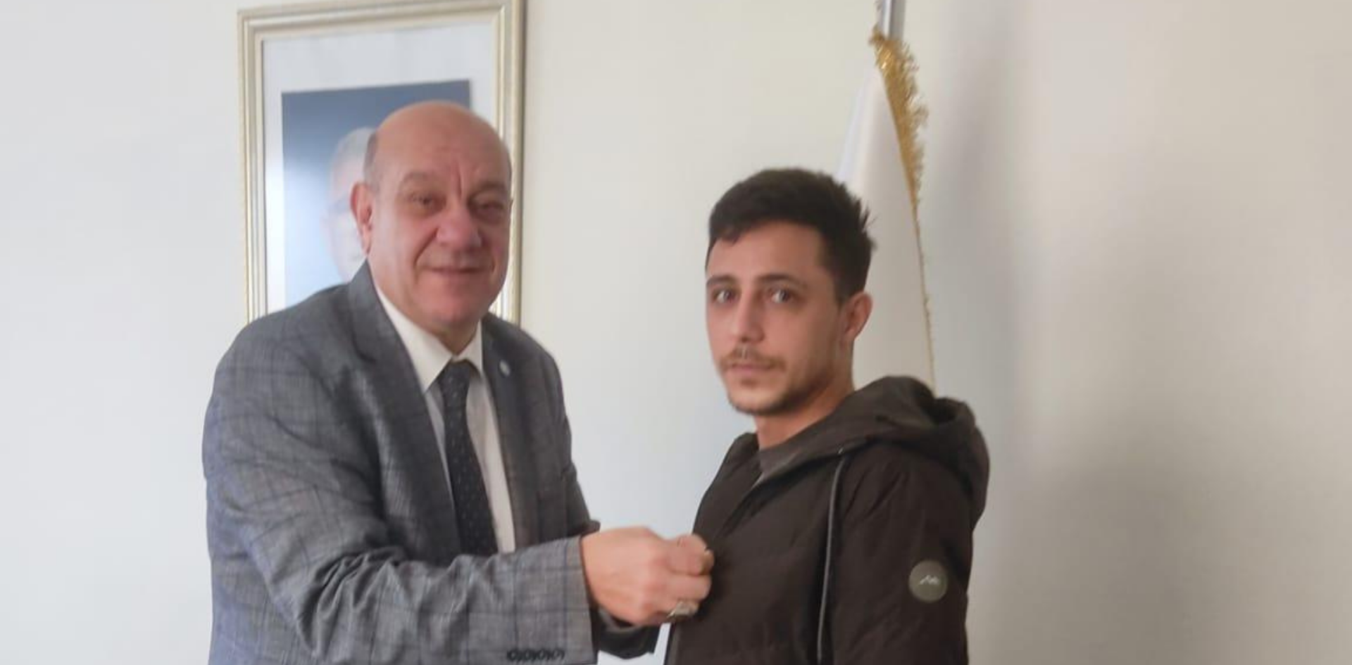 İYİ Parti Beyoğlu’nda Mustafa Kerem Gün ’ Üyelik Rozeti Takdim Edildi