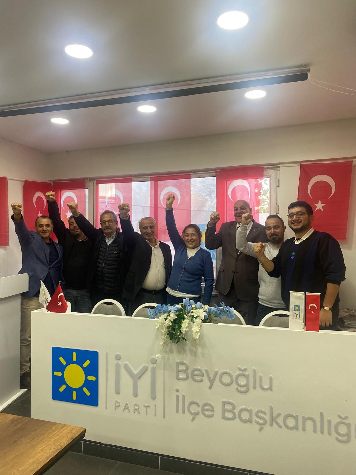 İYİ Parti Beyoğlu Teşkilatından İstanbul 4. Olağan Kongresi Öncesi Yücel Coşkun’a Tam Destek